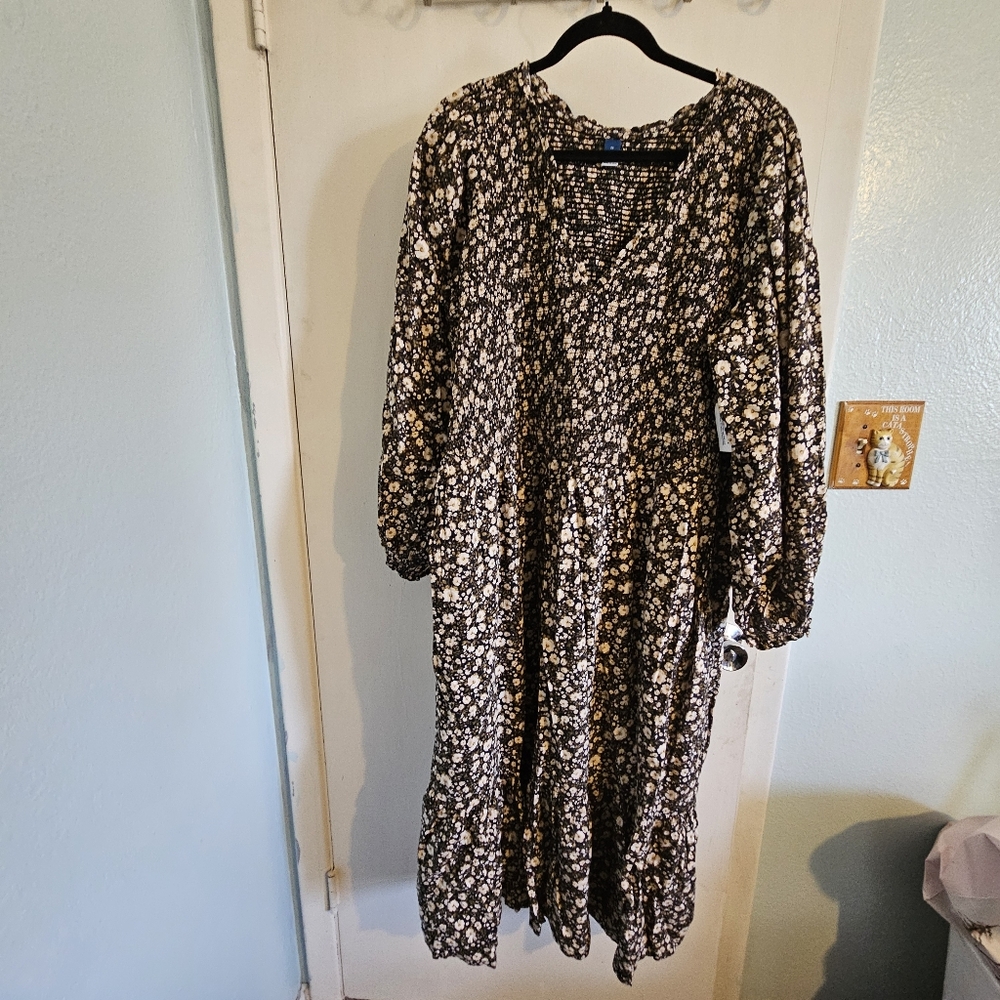 Old Navy floral dress